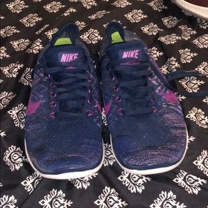 Nike running shoes 👟